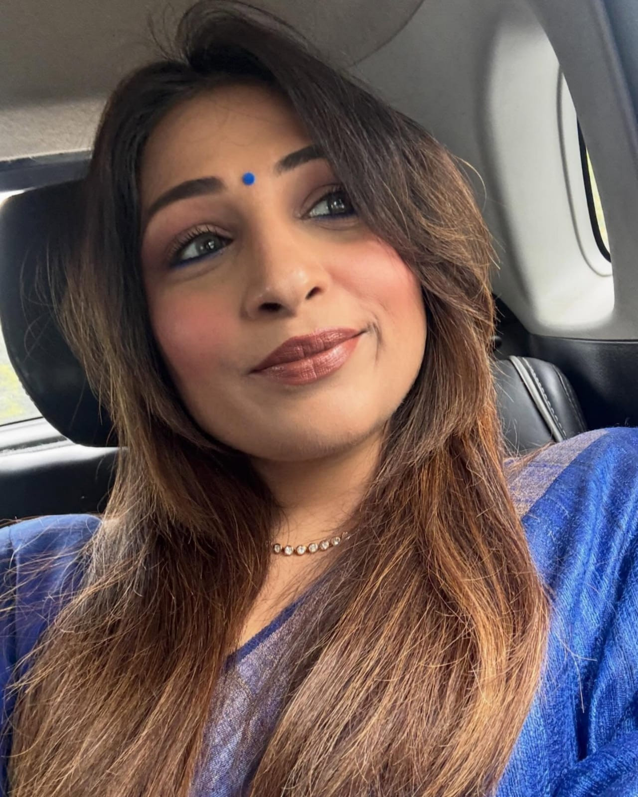 মিস্ত্রির ঠাপে মায়ের তৃপ্তি